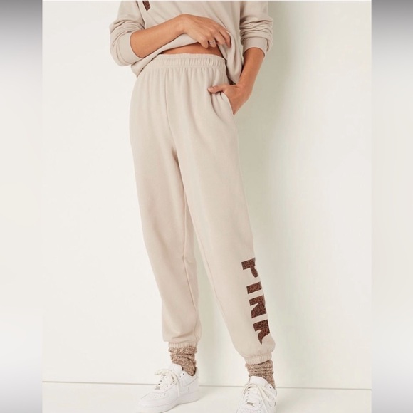 NWT VS PINK EXTRA LARGE LEOPARD SET - Picture 12 of 16